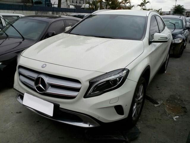 LOTE 060 Mercedes-Benz GLA 200 Style