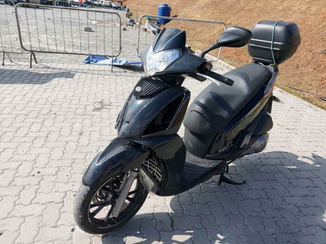 LOTE 276 - KYMCO PEOPLE GTI 300 