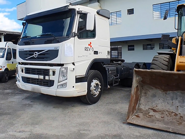 LOTE 016 Volvo FM 370 6x2t