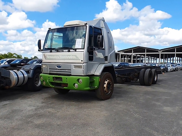 LOTE 020 Ford CARGO 1317