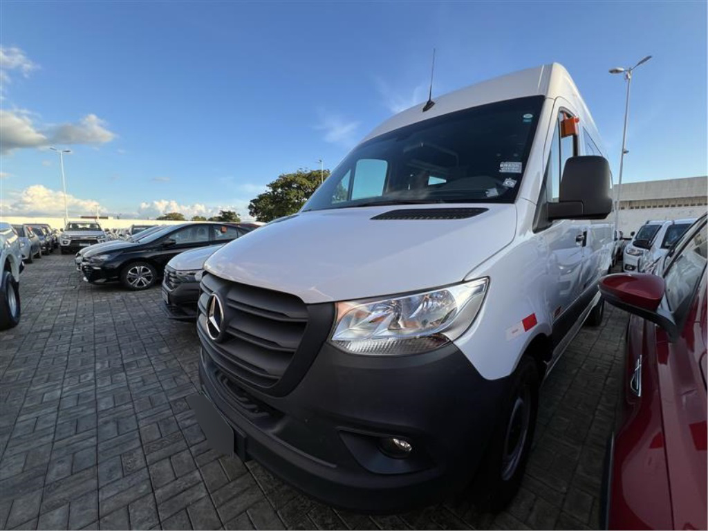 LOTE 008 SPRINTER VAN 417 16L 