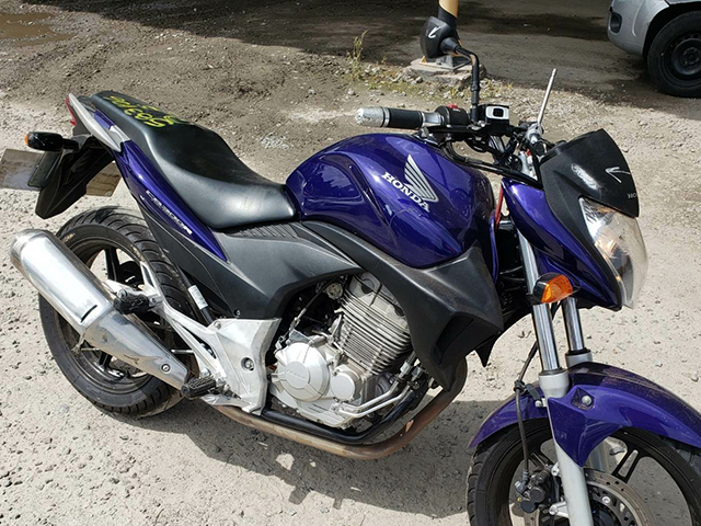 Lote 015  - HONDA CB 300 R 